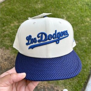 Los Angeles Dodgers New Era Fitted Hat Size 8 NWT Los Dodgers
